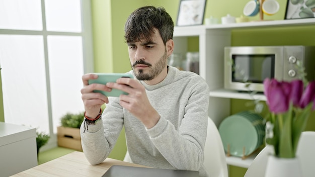 Wo Sieht Man, Wann Jemand Zuletzt Online War Bei WhatsApp? Die Online-Status-Funktion bei WhatsApp einfach erklärt