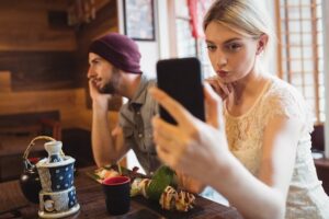 Wie Kündige Ich Tinder Gold? Schritt für Schritt Tinder Gold kündigen