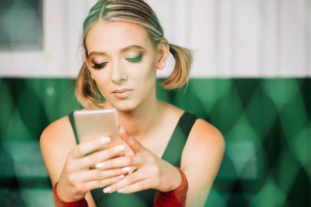 Wie kann ich sehen, ob mein WhatsApp gehackt ist? Anzeichen für einen gehackten WhatsApp-Account erkennen