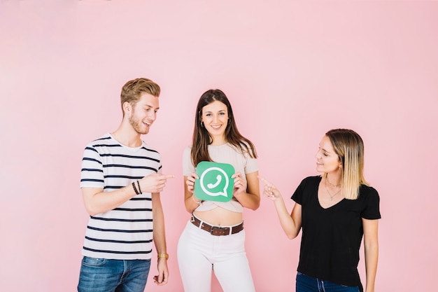 Wie Leite Ich Eine Mail An WhatsApp Weiter? E-Mails an WhatsApp weiterleiten – So funktioniert es